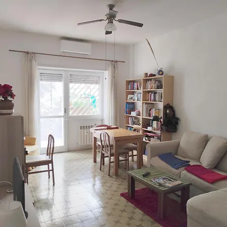 Terrazza Di Ernesto Appartement Rome Buitenkant foto